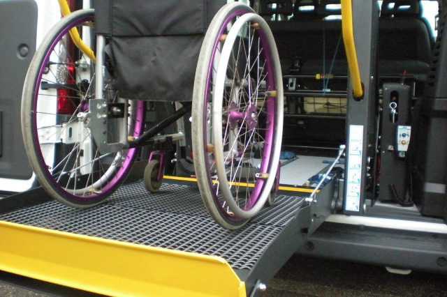 Contributi trasporto scolastico di studenti con disabilità